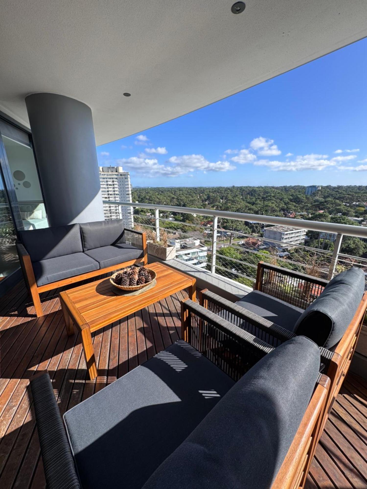 Apartamentos Torre Tressesenta Punta del Este Exterior foto